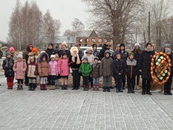  «Память с сединою на висках».