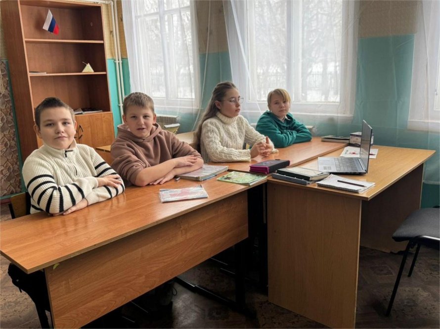 Литературный час «Путешествие в сказочный мир В. Гаршина».